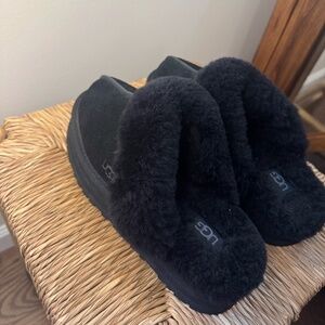 Black Ugg Disquette Slippers Women's Size 8